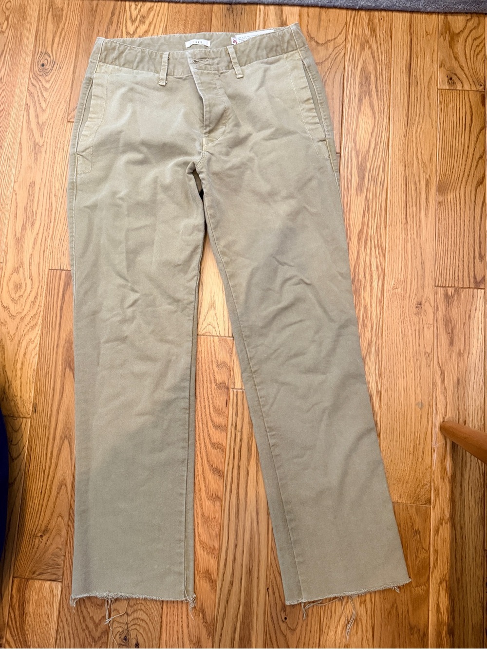 Imogene + Willie, all american chino in field tan, raw hem, size 30 - Picture 7 of 9